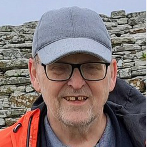 Einar Sveinn Árnason